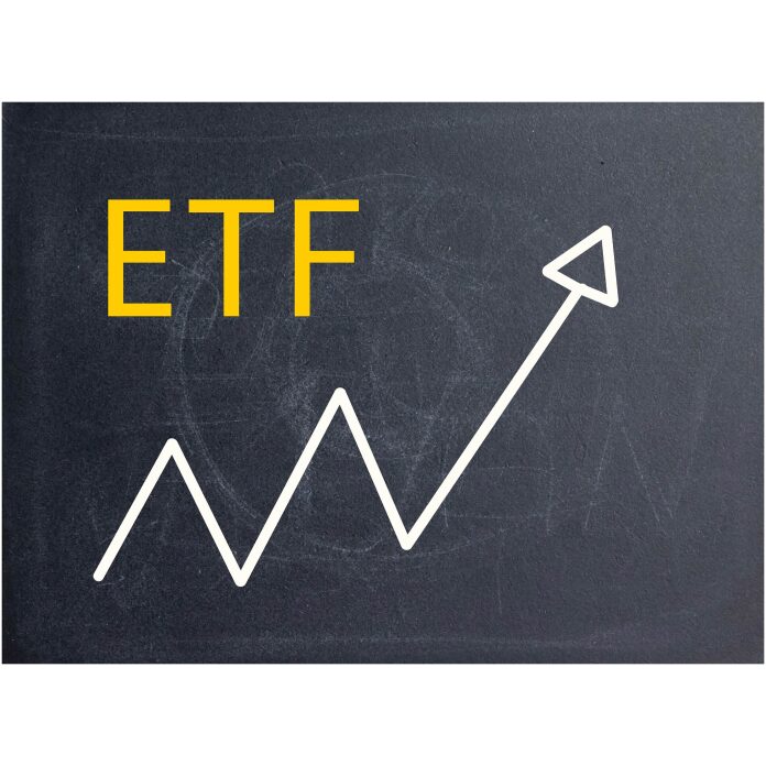 stredne kapitalizované rastové ETF fondy