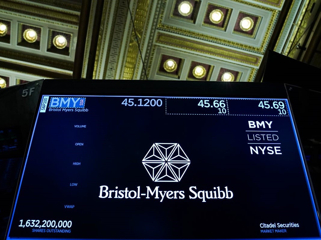 Akcie Bristol-Myers Squibb