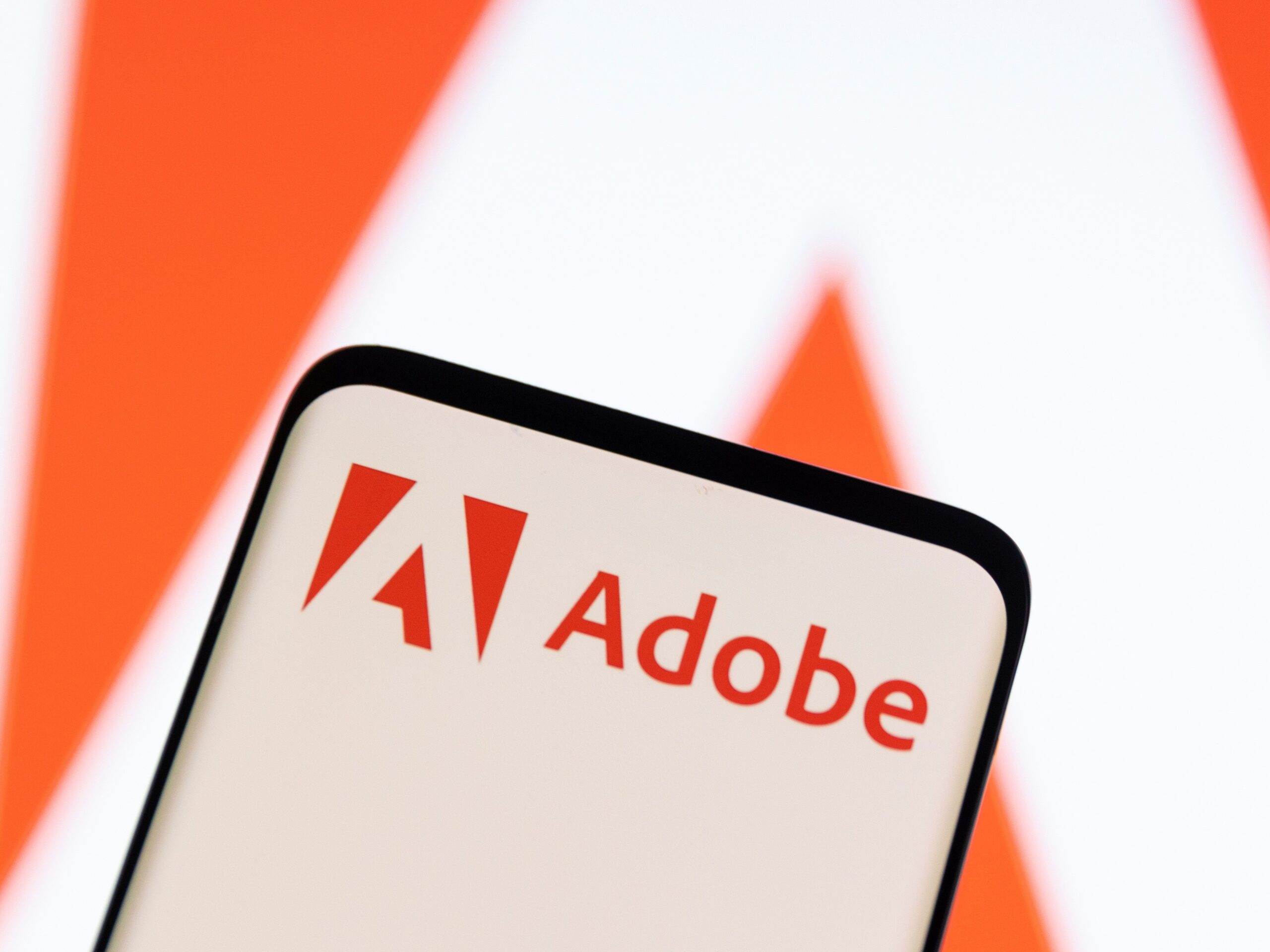 Adobe zvyšuje prognózu predaja vďaka zavedeniu funkcie AI
