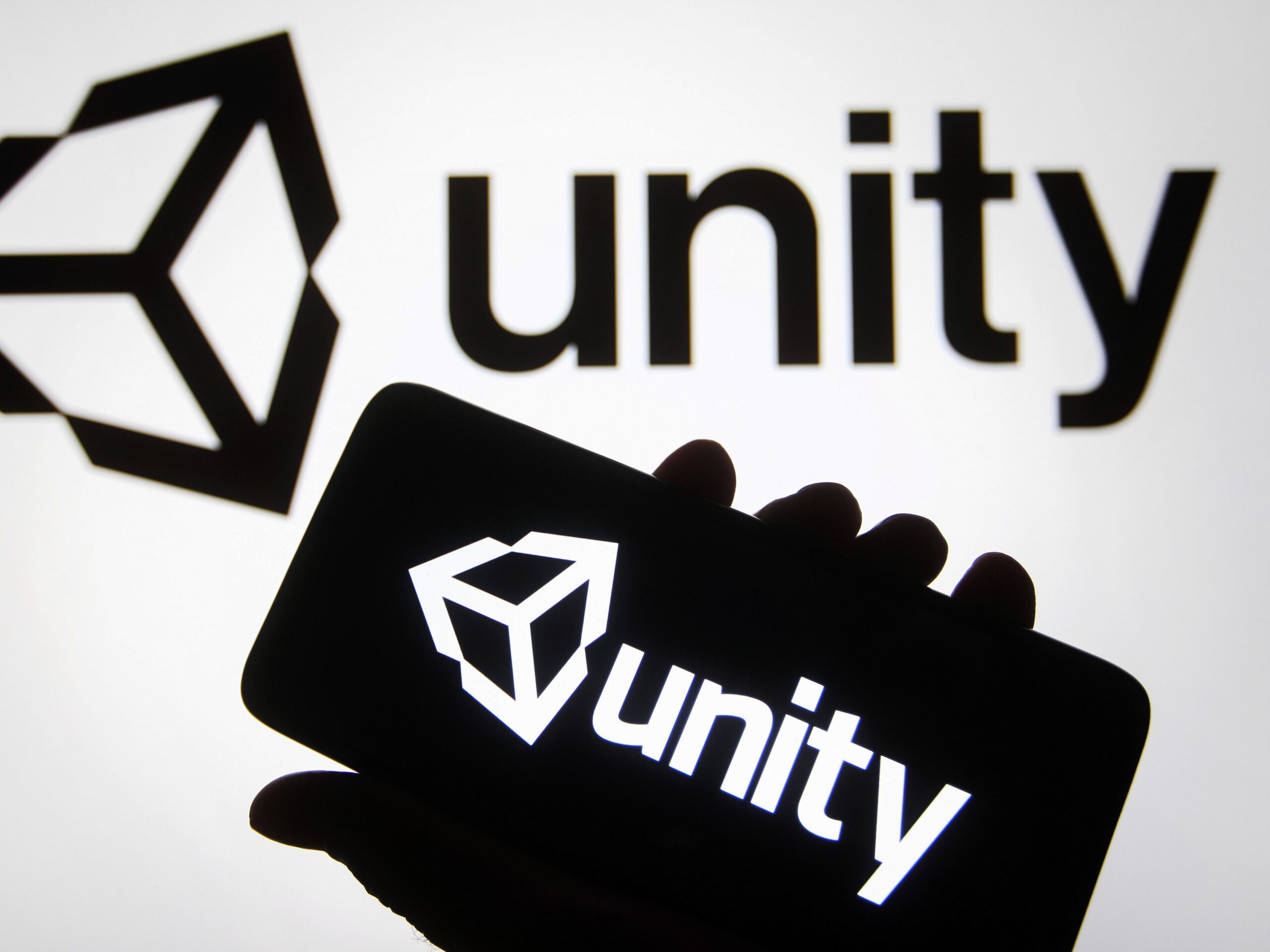 Unity ustupuje na poplatkoch, aby zastavil exodus vývojárov