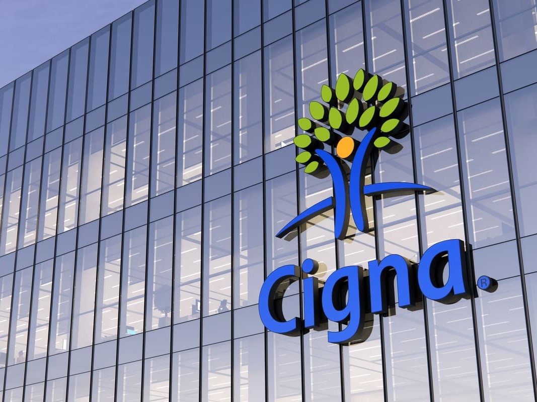 Cigna odstupuje od fúzie s firmou Humana a ohlasuje spätný odkup za 10 miliárd USD: Akcie vzrástli o 16 %