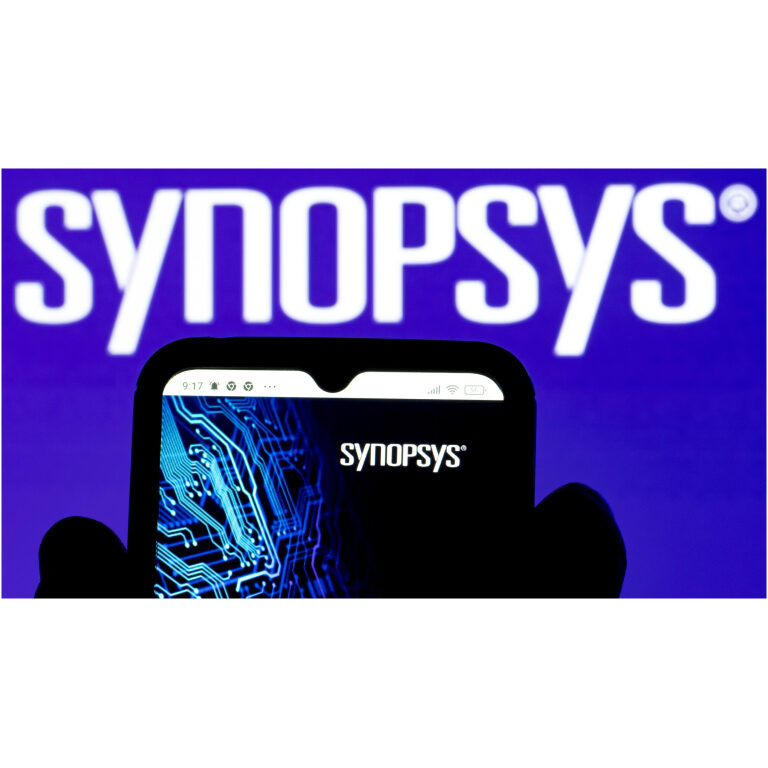 Americká spoločnosť zaoberajúca sa automatizáciou elektronického dizajnu Synopsys vylepšuje výhľad a prekonala očakávania analytikov v rámci zisku na akciu, keď vykázala upravený zisk 3,17 USD na akciu, čo predstavuje 66 % medziročný rast.