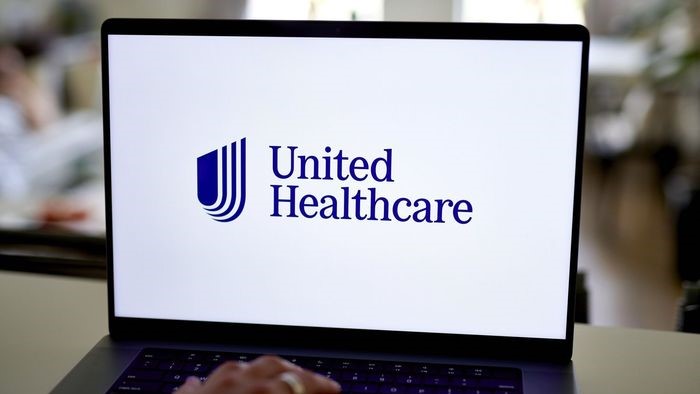 Gigant zdravotného poistenia UnitedHealth klesol o viac ako 5 % aj po tom, čo zisky za 4. štvrťrok prekonali odhady analytikov. Americká spoločnosť zaznamenala nárast nákladov na zdravotnú starostlivosť počas celého štvrťroka.