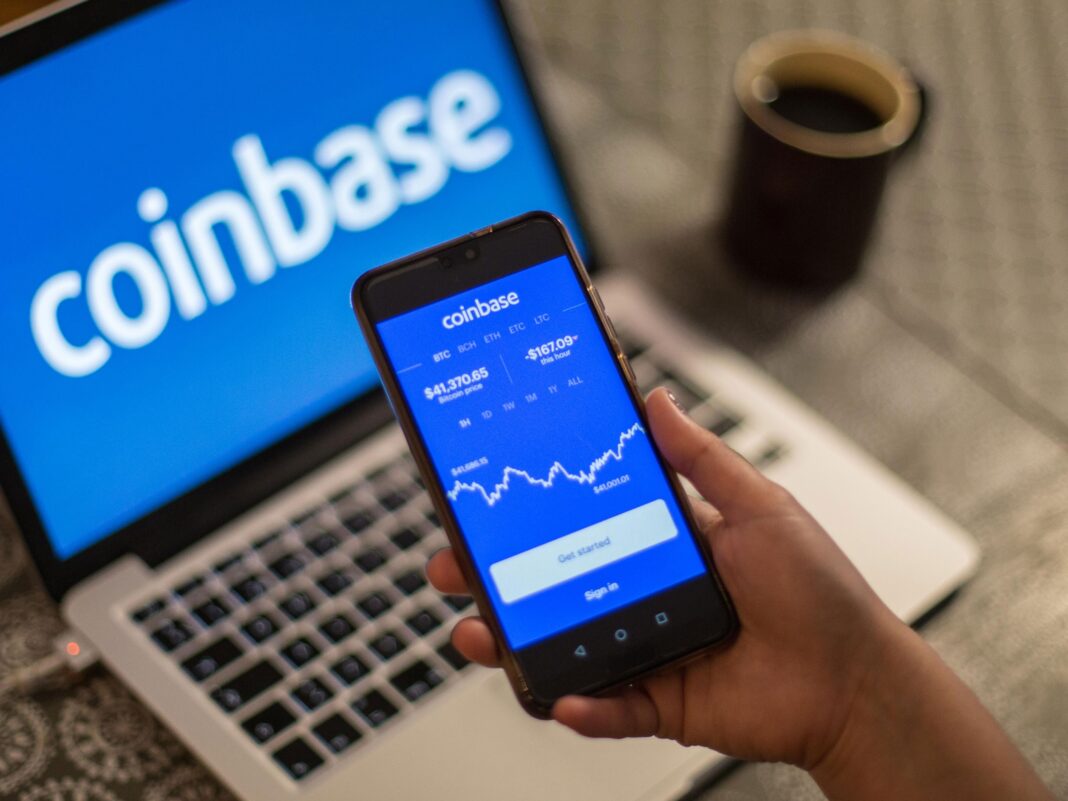 Coinbase vykázal prvý zisk za 2 roky, akcie si pripisujú 14 %