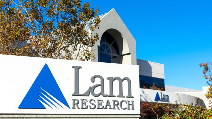 Americká spoločnosť, ktorá sa zaoberá výrobou a dodávkou zariadení pre polovodičový priemysel, Lam Research, oznamuje spätný odkup akcií za 10 miliárd USD a rozdelenie akcií (stock split) v pomere 10 ku 1.
