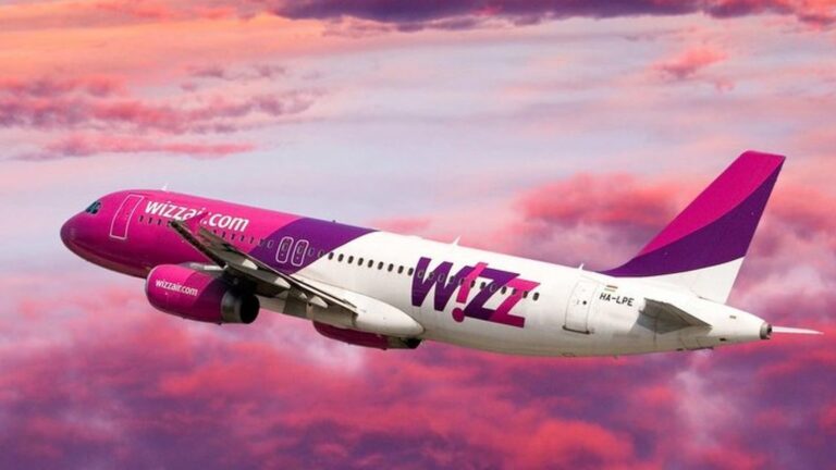 Nízkonákladové aerolínie Wizz Air vykázali v obchodnom roku 2023/2024 čistý zisk 365,9 milióna EUR, čím sa po troch stratových rokoch opäť dostali do plusových čísel.