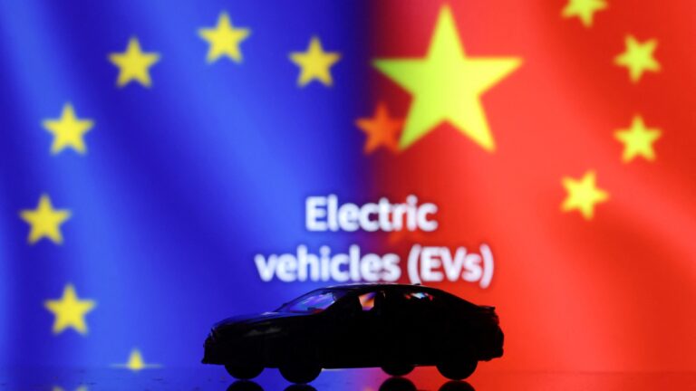 EÚ plánuje uvaliť clá na čínske elektromobily, čo môže viesť k obchodnej vojne. Európska komisia plánuje od budúceho mesiaca uvaliť clá až do výšky 25 %.