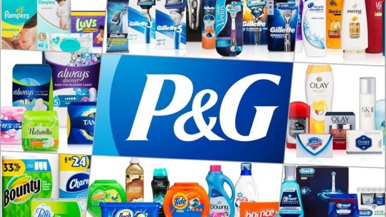 Procter & Gamble zverejnil pokles tržieb a zisku, keď spotrebitelia prechádzajú na lacnejšie značky.